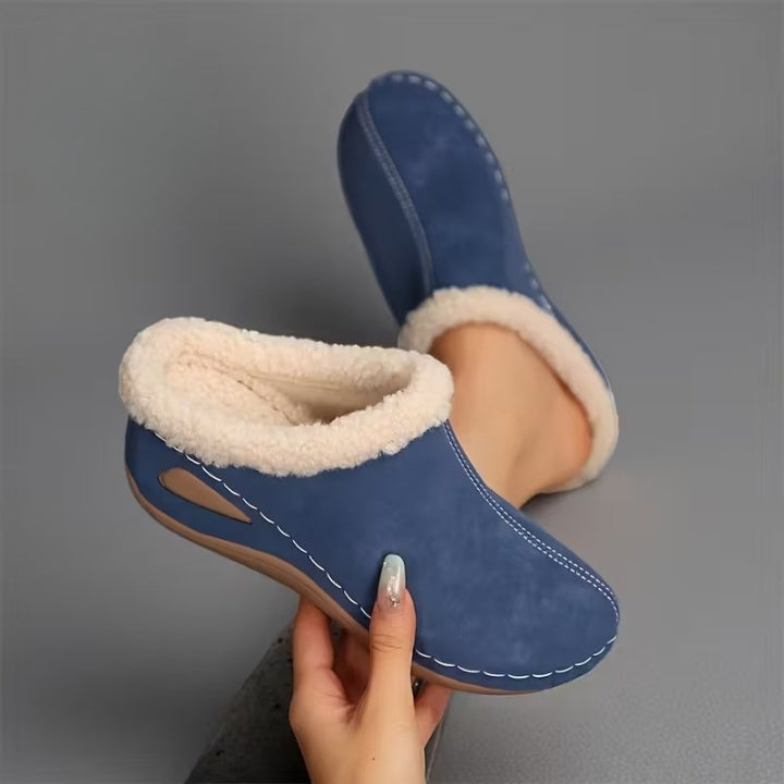 Lottie™ | Fleece-Lined Slip-On Sandals