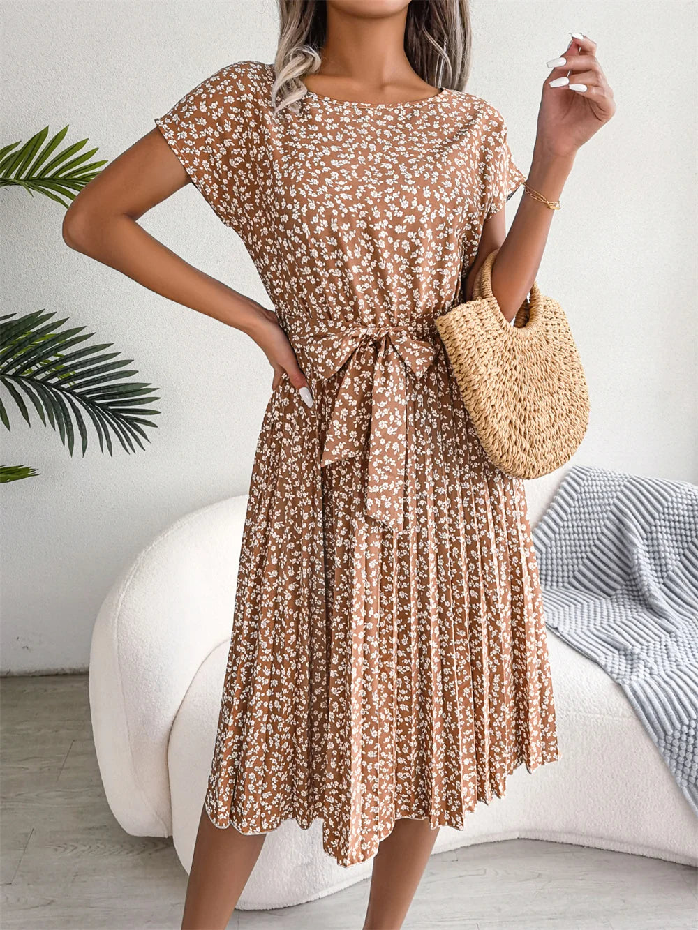 Penelope™ | Floral Pleated Maxi Dress